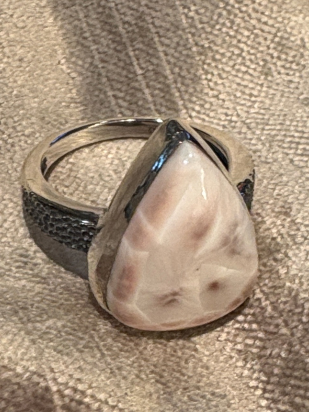 Pink Natrolite Sharks Teeth Ring 925 Sterling size 8 NWTS